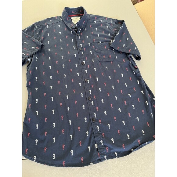 Alexander Julian Other - Colours Alexander Julian Men's Short Sleeve Vintage Polo Seahorse Print, Large